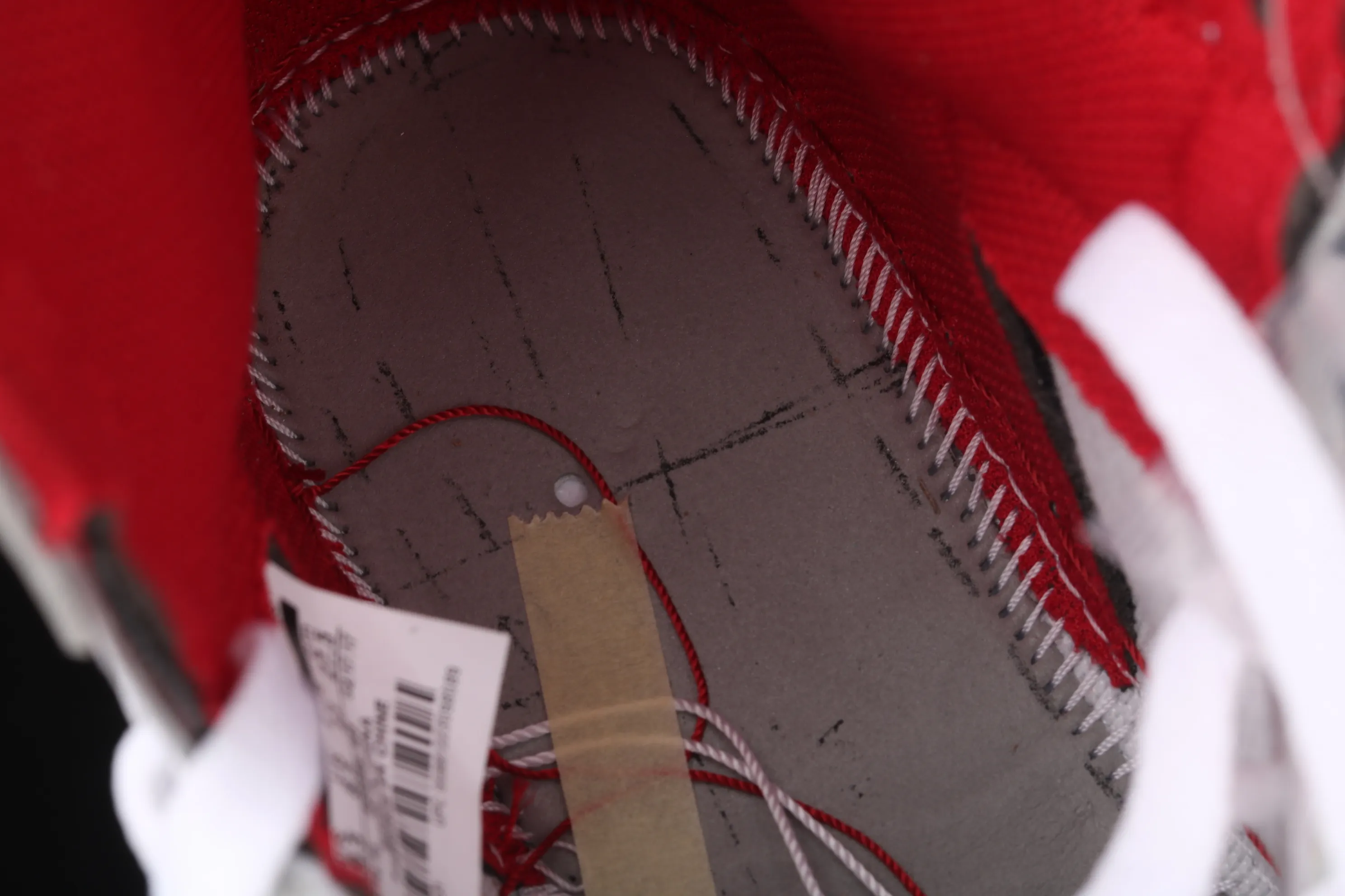 All categories Air Jordan Jordan series basketball shoes Air Jordan 1 High Air Jordan 1 Retro Metallic Red AJ1 Joe 1 white red 555088-103